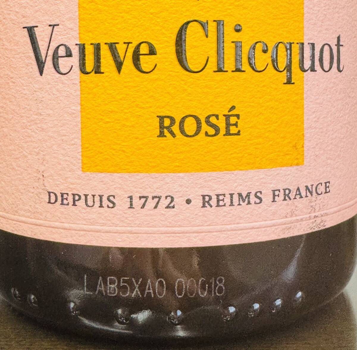 未開栓 Veuve Clicquot ロゼ ラベルキズの画像3