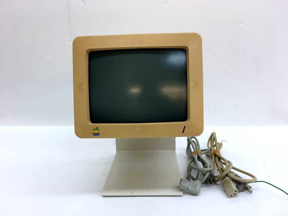 【同梱不可】【100】ジャンク品 Apple G090H モニター Monitor 1985年製 ※通電のみ確認の画像1