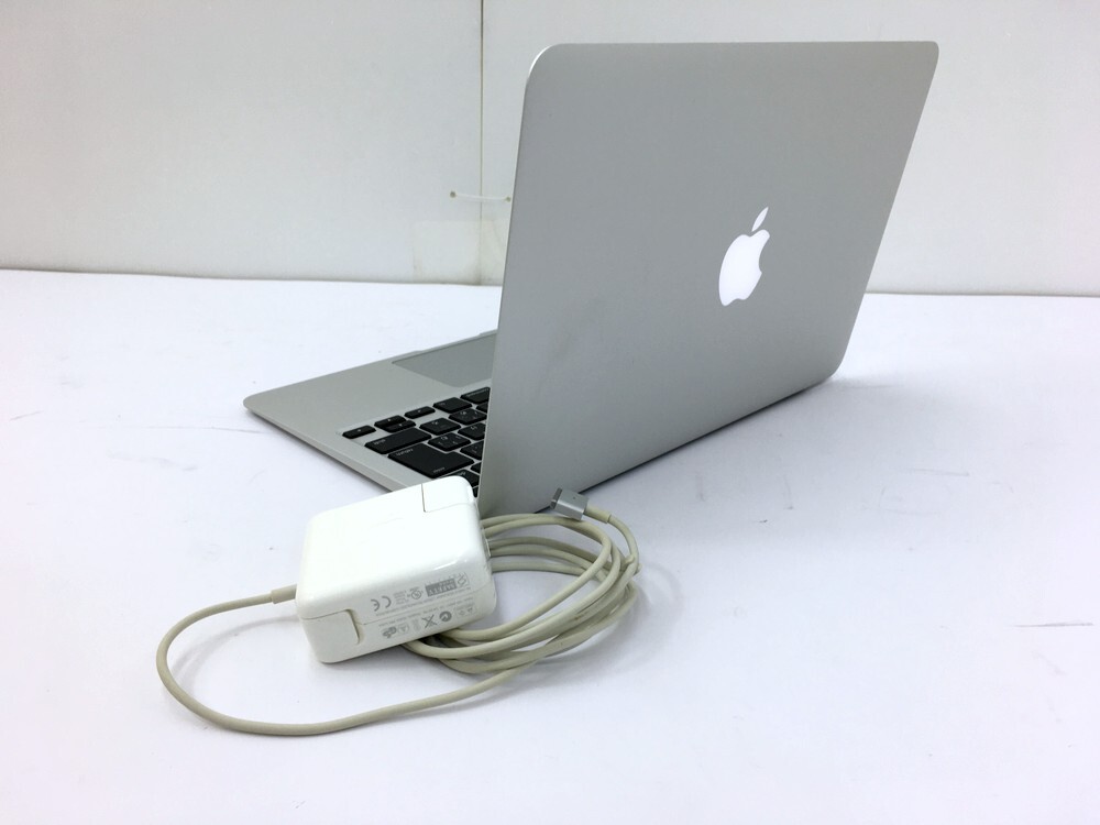 【同梱不可】【80】中古品 MacBook Air 11-inch, Early 2014 4GB/SSD128GB Core i5 11.6インチ A1465 マック ノートPC ノートパソコン_画像1