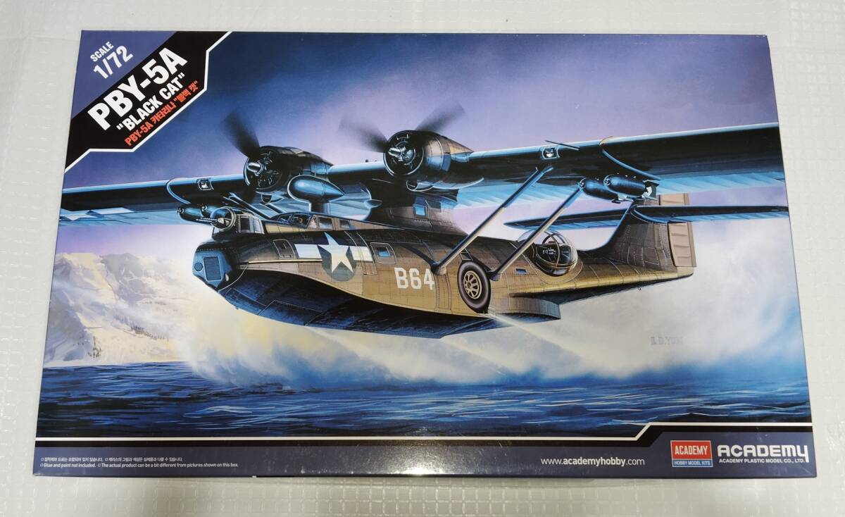 【プラモデル】未組立て 1/72 PBY-5A ”BLACK CAT”_画像1