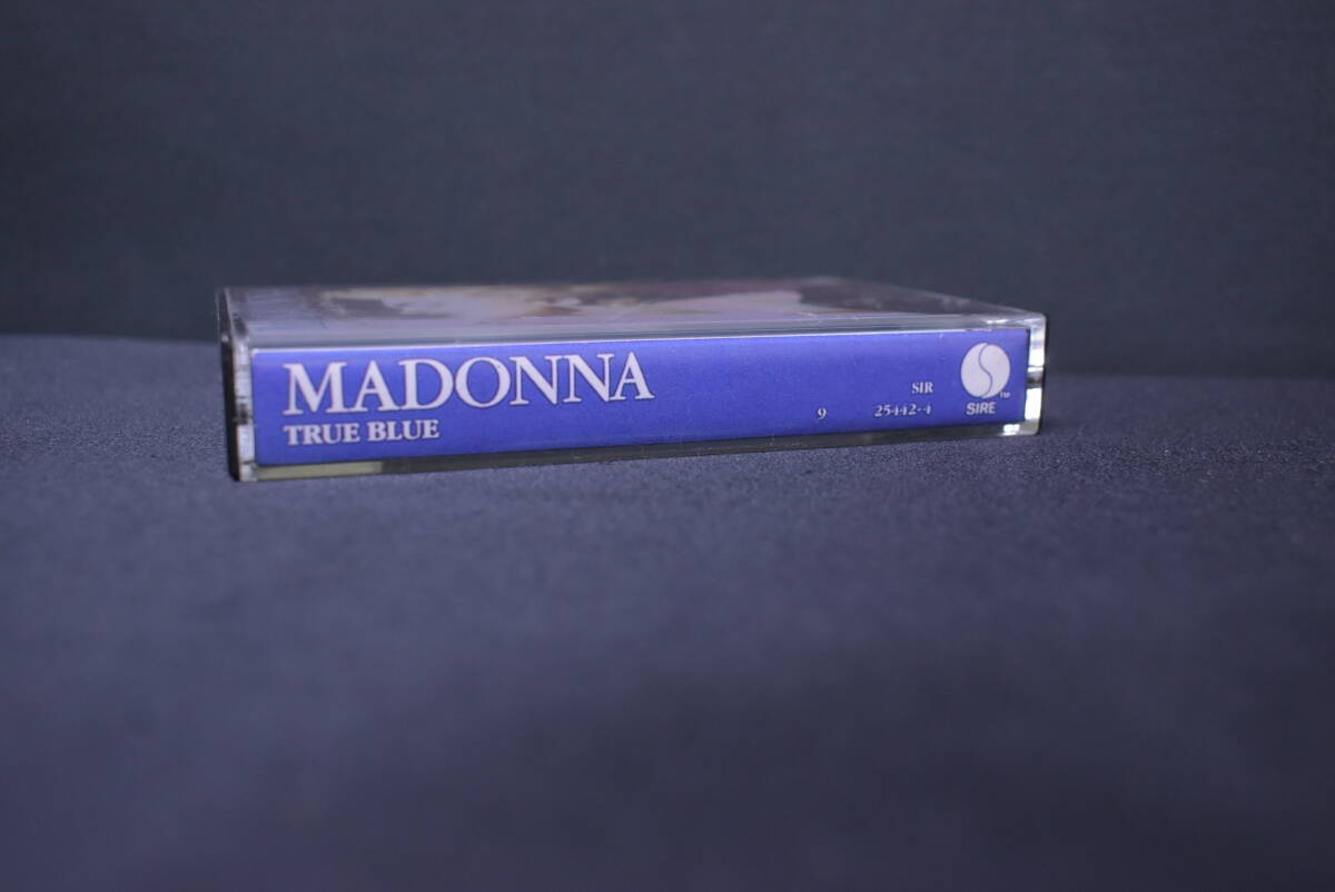 MADONNA/マドンナ/True Blue/トゥルー・ブルー/カセットテープ/PAPA DON’T PREACH/OPEN YOUR HEART/他/UQE1214の画像4