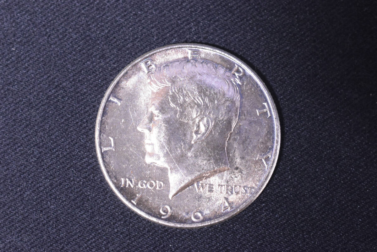 アメリカ合衆国/HALF DOLLAR/ハーフドル/50セント/ 1964年/外国硬貨/硬貨/コイン/銀貨/米国/USA/ケネディ/UQY812の画像1