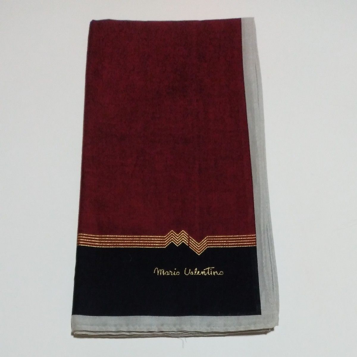未使用品　MARIO VALENTINO　マリオバレンチノ　ハンカチ　ポケットチーフ