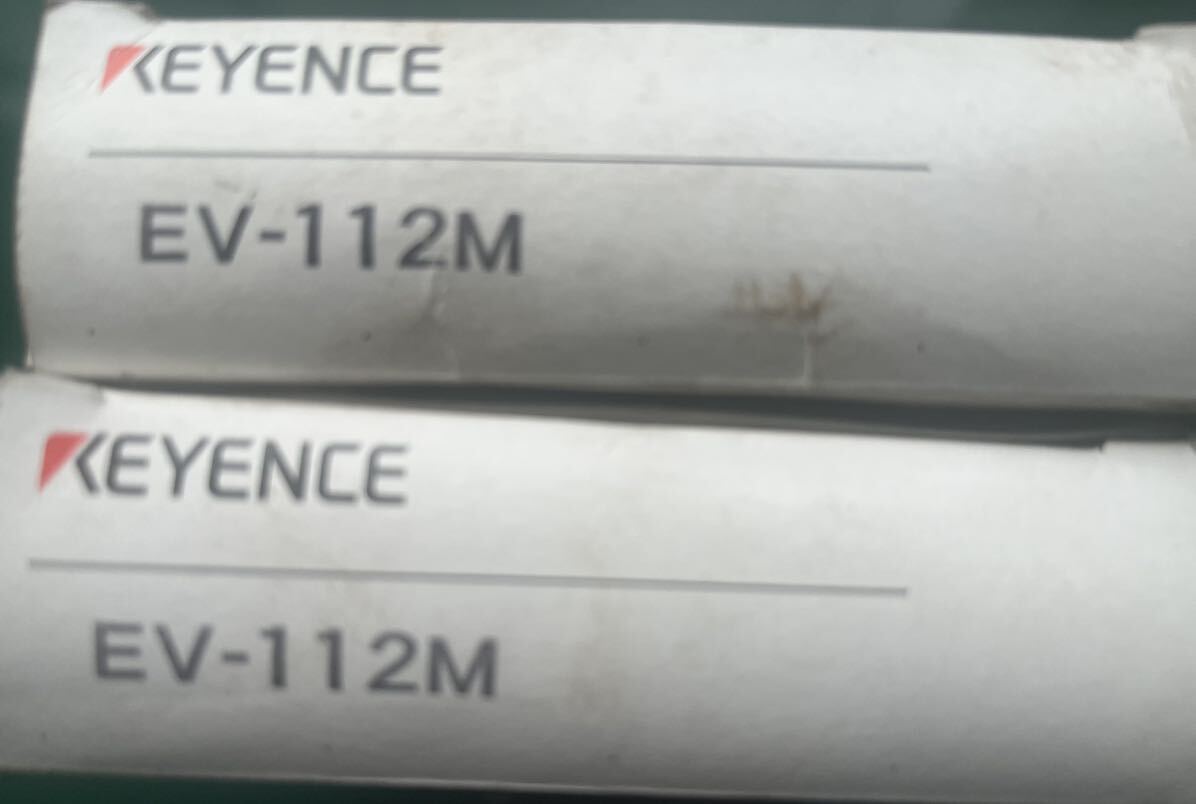 KEYENCE キーエンス センサー EV-112M 2個 未使用の画像1