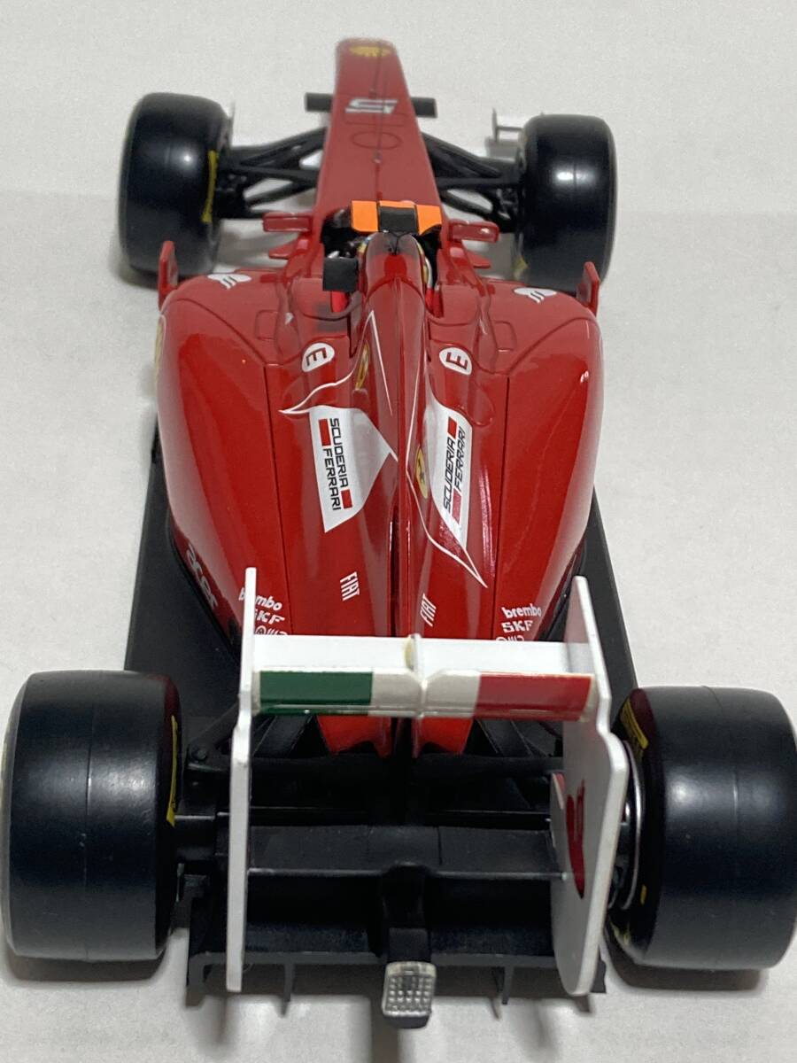 1/18 Hotwheels 2011' Ferrari 150 ITALIA #5 Dr : アロンソ 美品  同梱不可の画像6