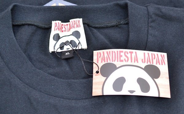 新品 タグ付き PANDIESTA JAPAN ビッグ 半袖Ｔシャツ パンダさん 宇宙 刺繍 熊猫 554108 XLサイズ パンディエスタジャパンの画像5