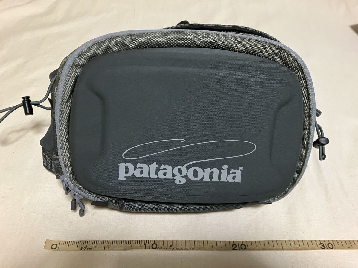 10430円 美品 patagonia ステルスヒップパック 廃番希少品 10430円 美品 patagonia ステルスヒップパック 廃番希少品