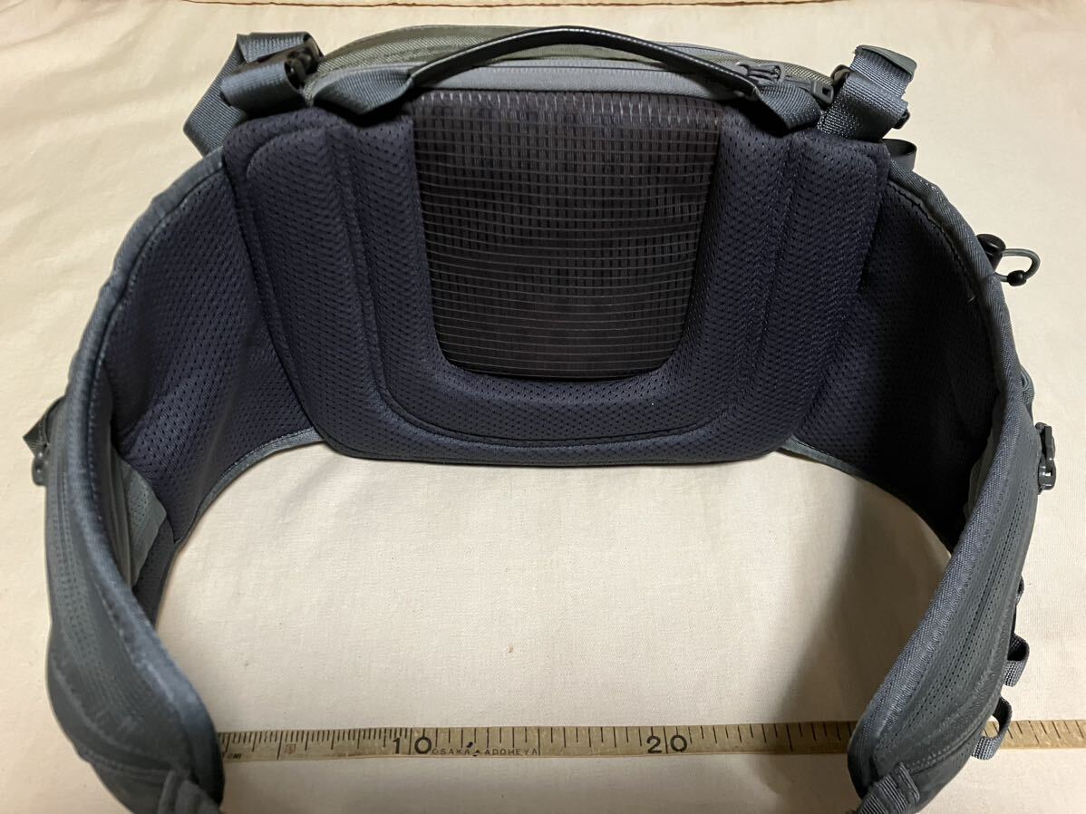 10430円 美品 patagonia ステルスヒップパック 廃番希少品 10430円 美品 patagonia ステルスヒップパック 廃番希少品