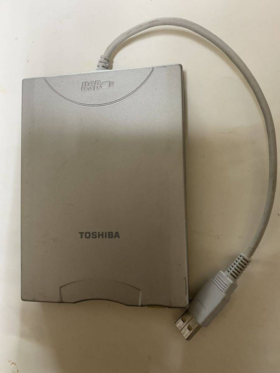 東芝 3.5インチフロッピーディスクドライブ FDD PA2680U USB タイプ　No2_画像1