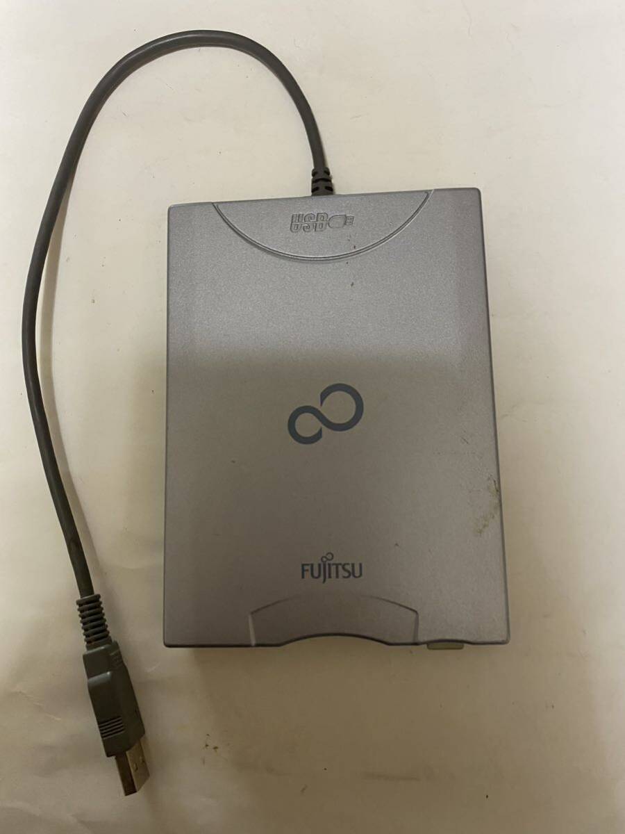 Дисковод гибких дисков Fujitsu 3.5 с блоком FDD USB-типа