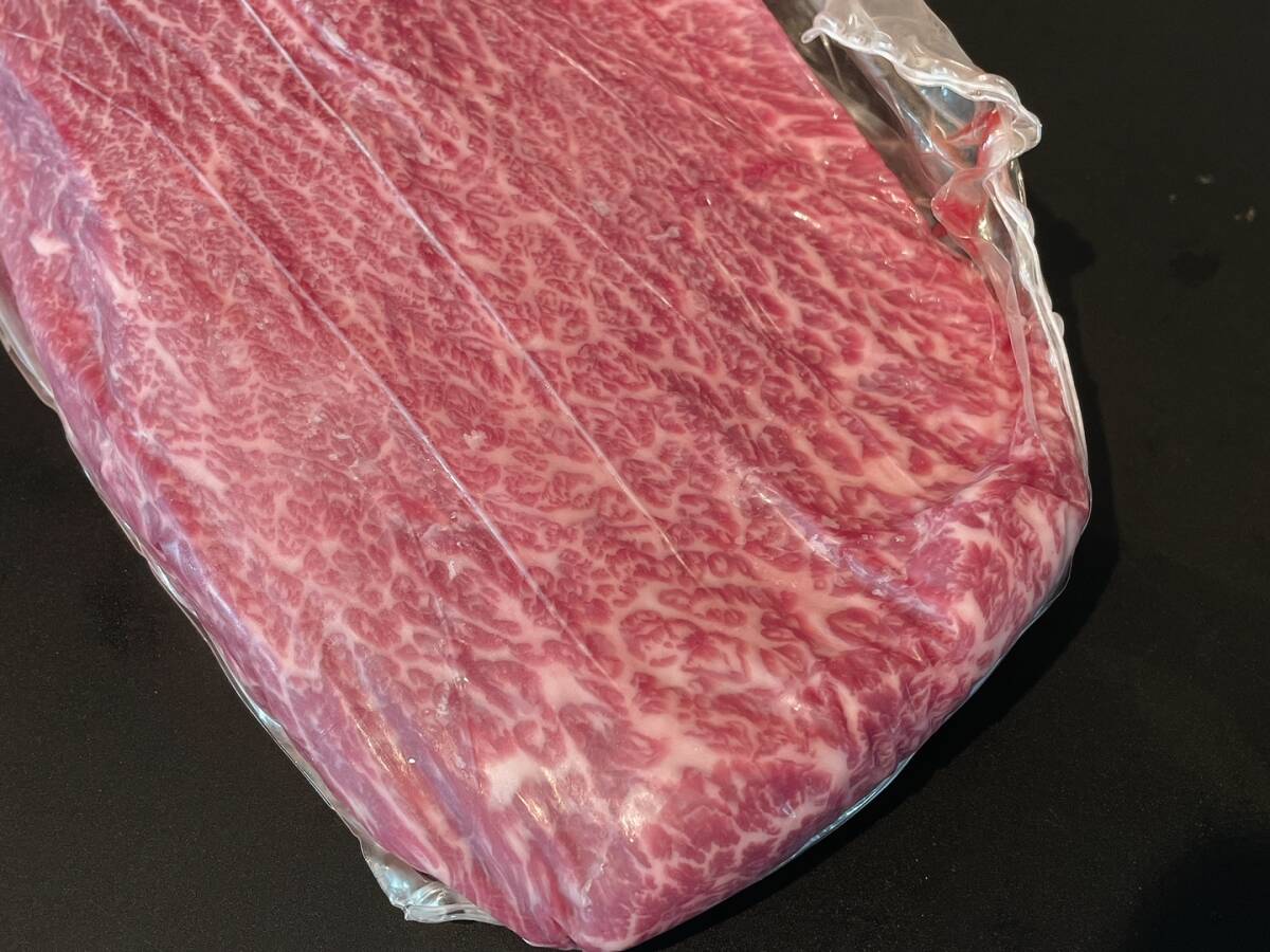 【即決】岩手県産【経産牛】黒毛和牛ミスジ/チルド 1.5kg 切るだけスペック 希少部位 濃厚な旨味 贅沢ステーキ 贅沢焼肉 安心現品画像 Rの画像2