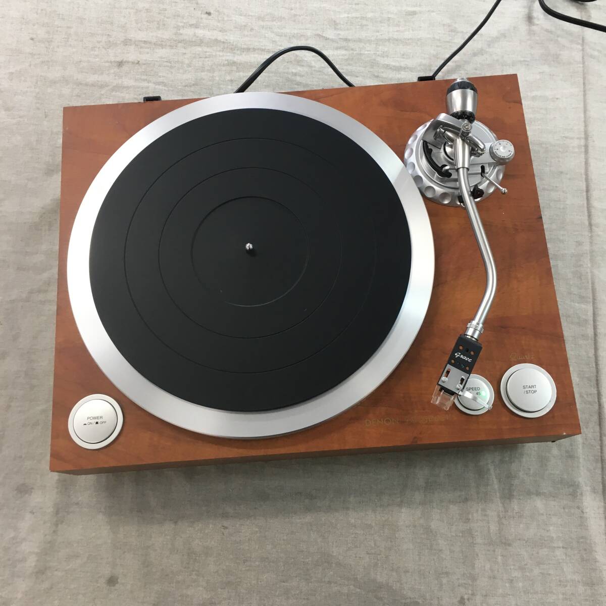 ジャンク品 デノン Denon DP-500M ハイ・トルクモーター ダイレクトドライブ方式のアナログレコードプレーヤーの画像1