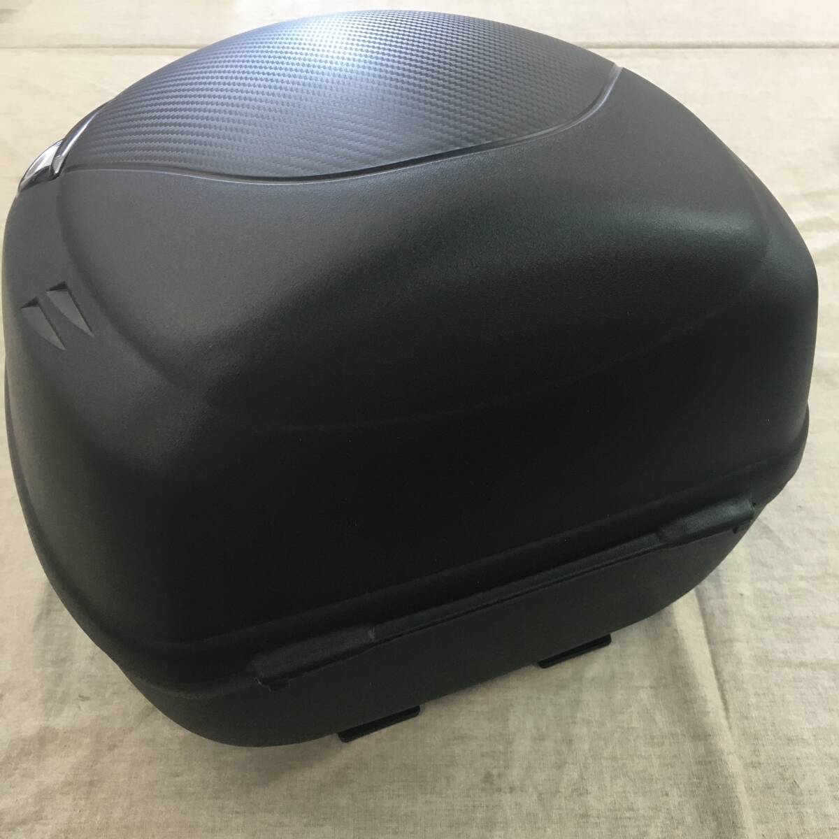 未使用 GIVI(ジビ) バイク用 リアボックス モノロック 26L E260NX スモークレンズ 17449_画像5