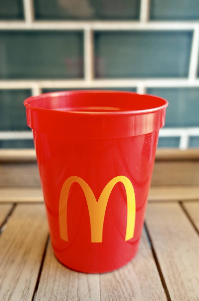 新品　Mcdonald's マクドナルド　コップ　プラスチックカップ　アメリカ製　世田谷ベース　ダイナー 店舗　キッチン_画像3