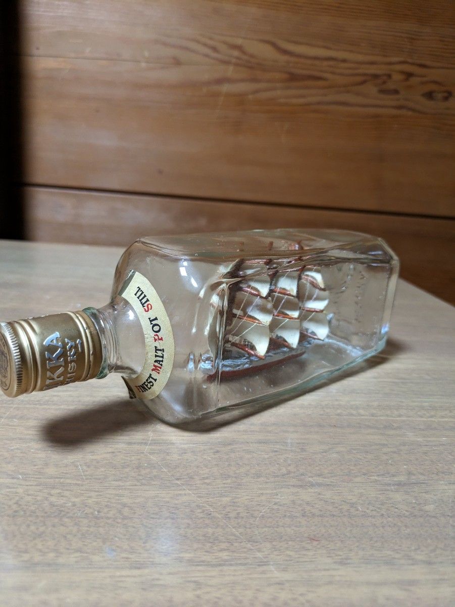 ボトルシップ クリスタル 帆船模型完成品オブジェヴィンテージアンティークインテリア昭和レトロニッカウイスキー置物飾り