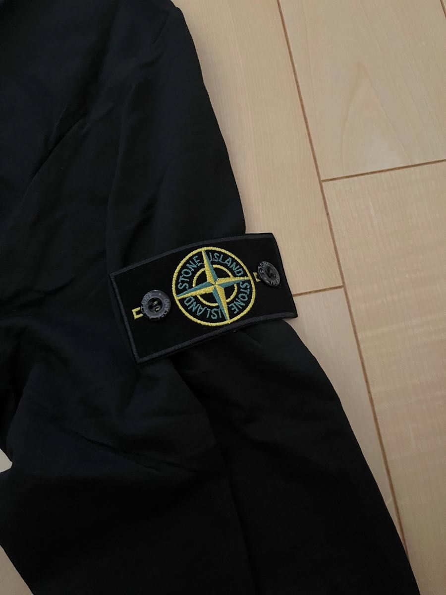 即購入可！STONE ISLAND ストーンアイランド ロンＴ スウェット シャツ ブラック