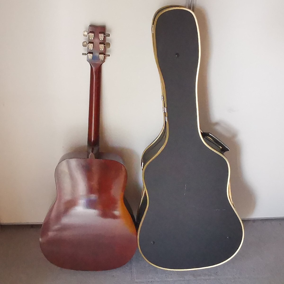 YAMAHA ヤマハ FG-200 アコースティックギター アコギ 弦楽器 ハードケース付 現状品 Z5500