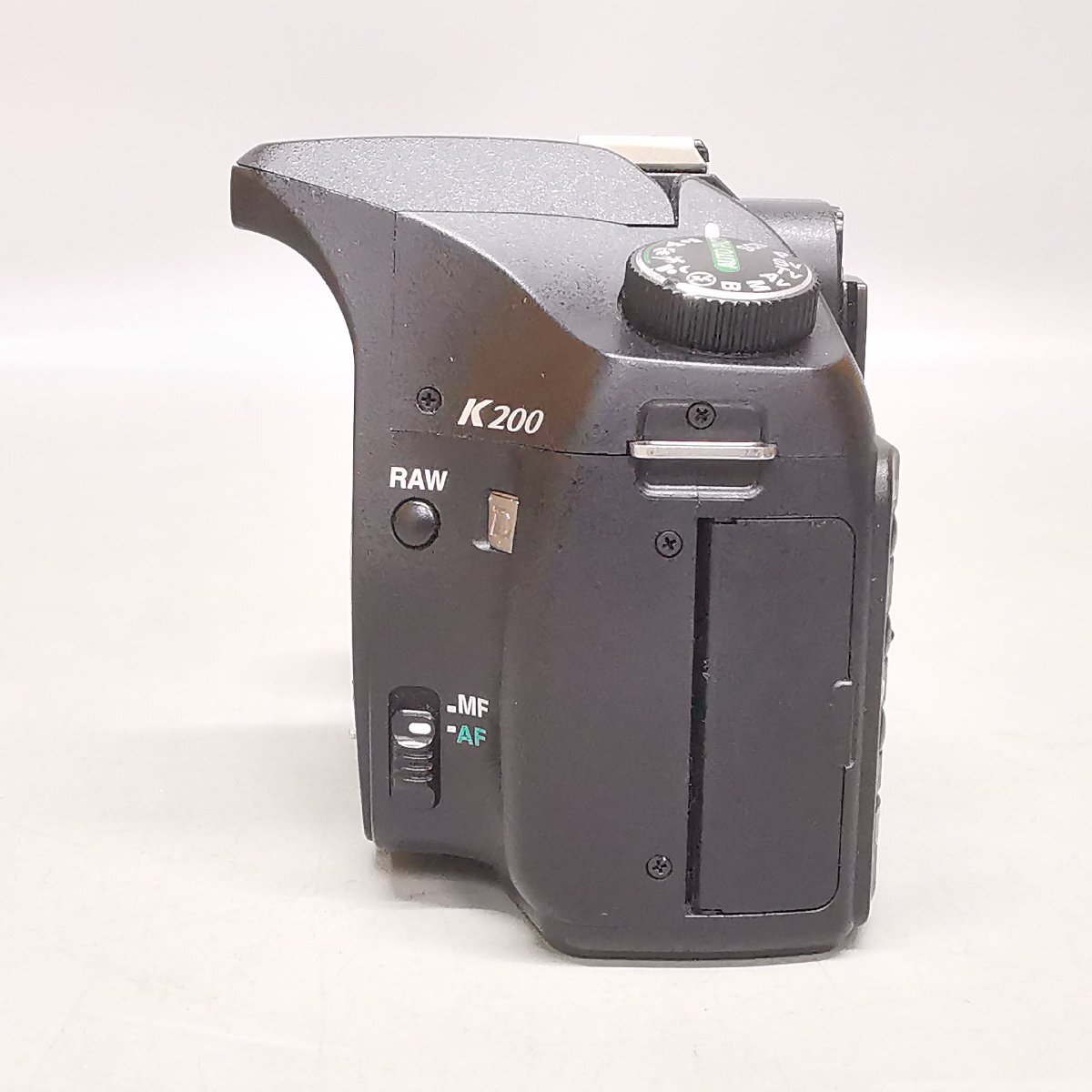 動作品 PENTAX K200D ペンタックス デジタル一眼レフカメラ 乾電池使用 元箱 取説 他付属品 Z5549の画像4