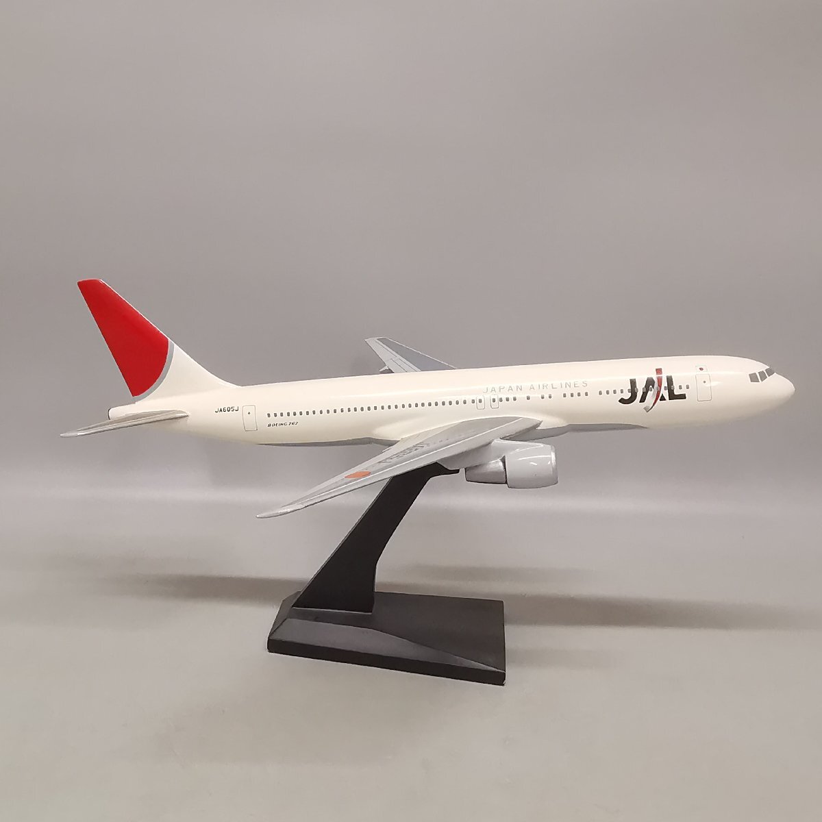 航空機 模型 JAL 日本航空 B767-200 JA605J 1/100 台座付 Z5592の画像8