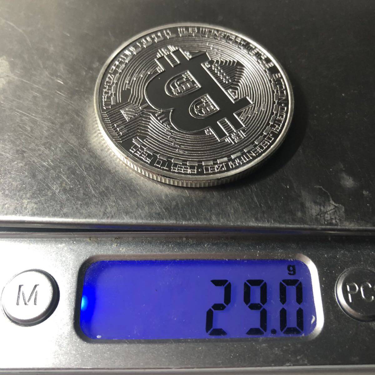 外国古銭 アメリカ 銀貨 ビットコイン bitcoin 仮想通貨 記念銀貨 大型銀貨 カプセル付きの画像5