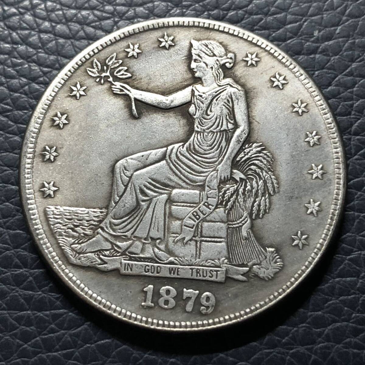 外国古銭  アメリカ トレードダラー 1879年 リバティ イーグル 古銭 大型銀貨 の画像1