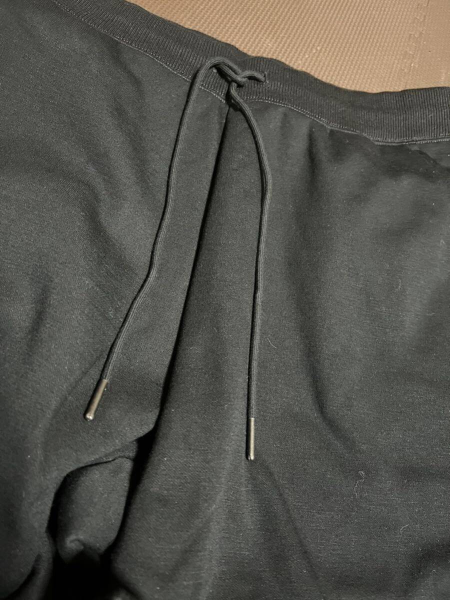 新品ユニクロ黒ウォーマーストレッチパンツ　サイズXL
