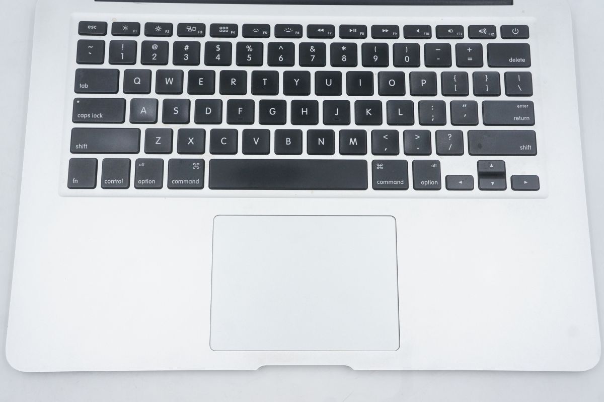 ★☆全額返金保証！最速発送！【MacBook Air 13インチ Early 2015 i5 /8GB /256GB シルバー 動作確認済】★☆（202403-17974-PCkaitori）の画像4