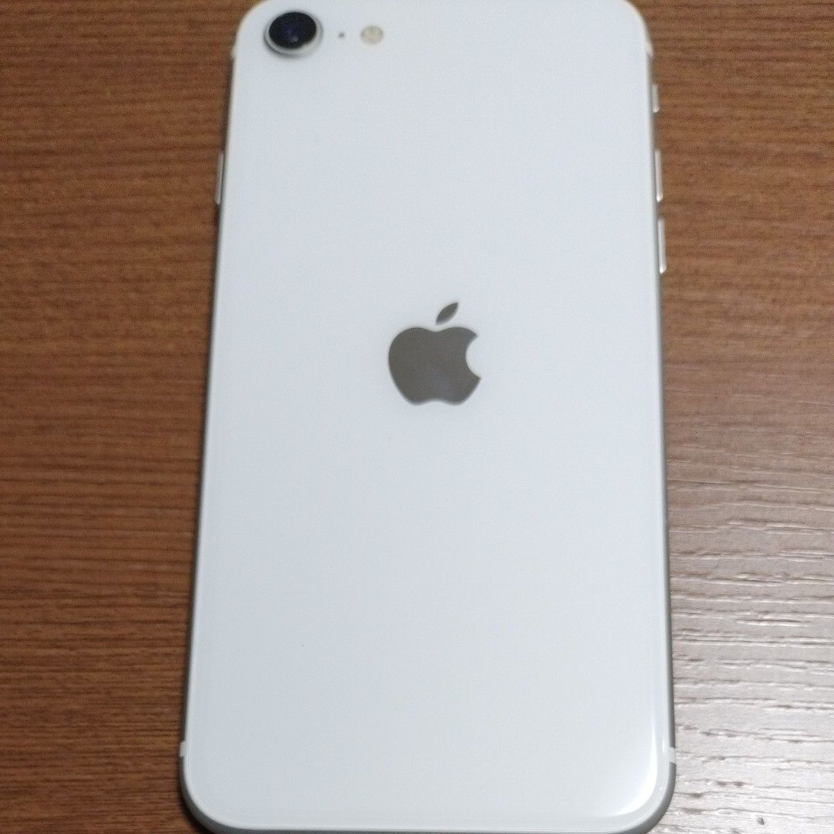 iPhone SE 第2世代 SE2 ホワイト 白 64GB SIMフリー バッテリー iPhone SE 第2世代 SE2 ホワイト 白 64GB SIMフリー バッテリー