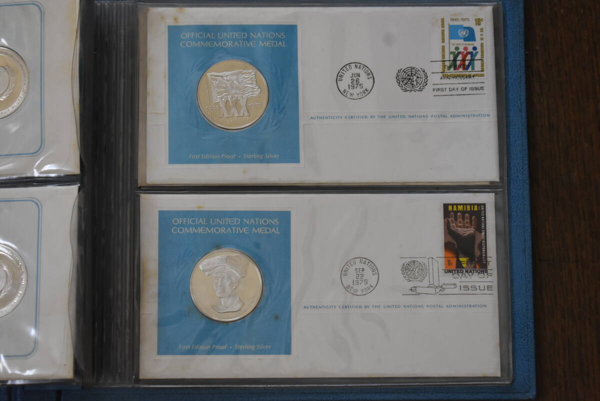 うぶ品 OFFICIAL UNITED NATIONS MEDALLIC FIRST DAY COVERS 1975 公式国際連合記念メダル ５枚セット アルバムの画像3