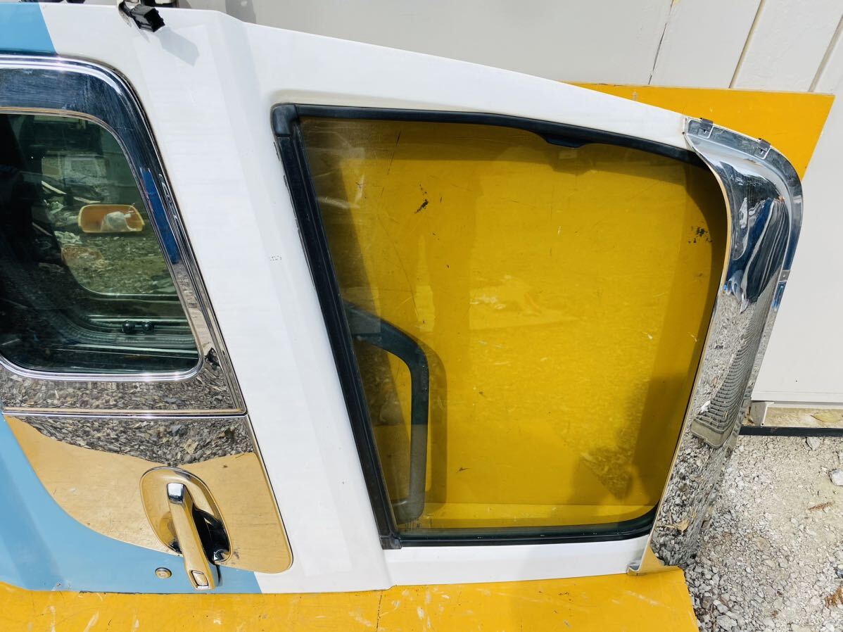 日産　UD クオン　ドア　左側　助席側　メッキ　ドアバイザー　ドアノブ　ドアガラス　内装　配線_画像3