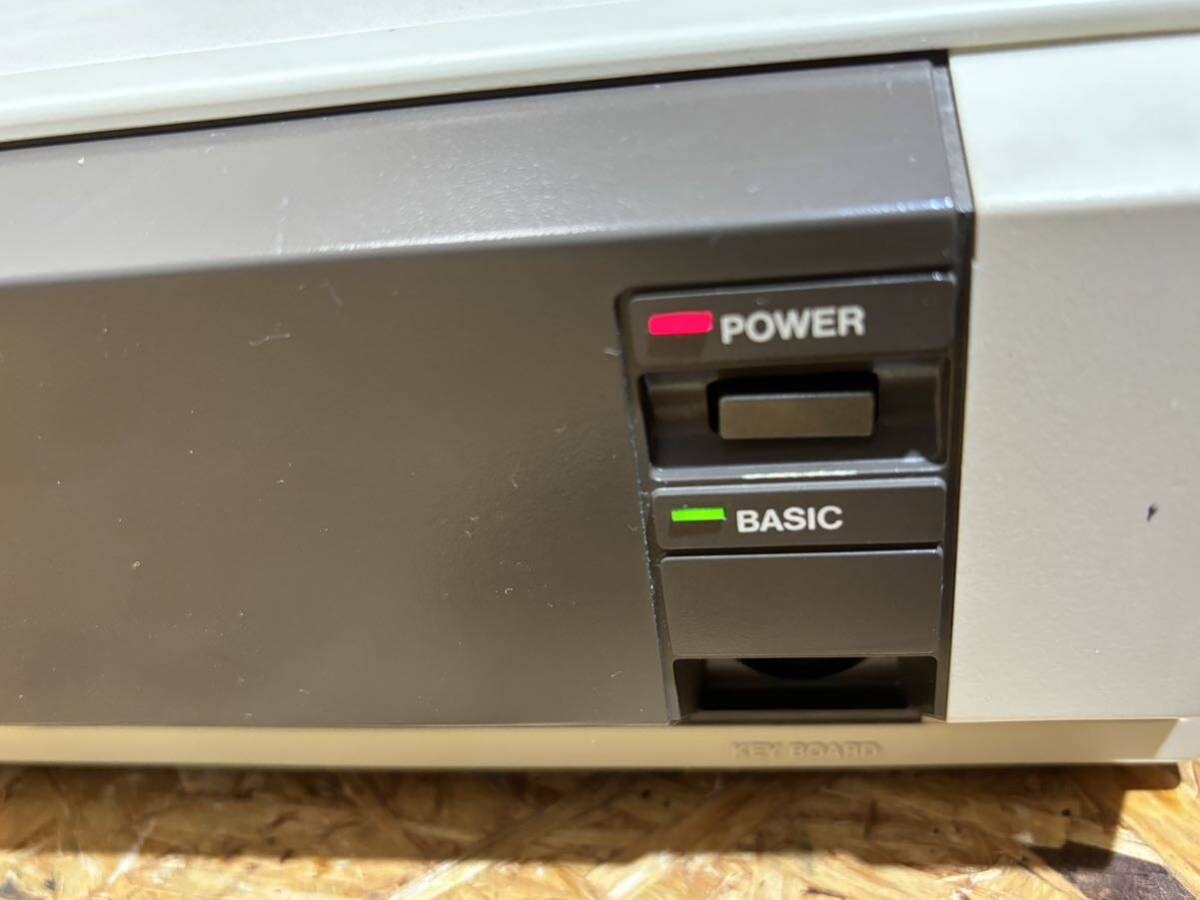 レトロ 旧型PC NEC PC-8801 パーソナルコンピューター パソコン 本体 キーボード 冊子付き 動作未確認の画像8