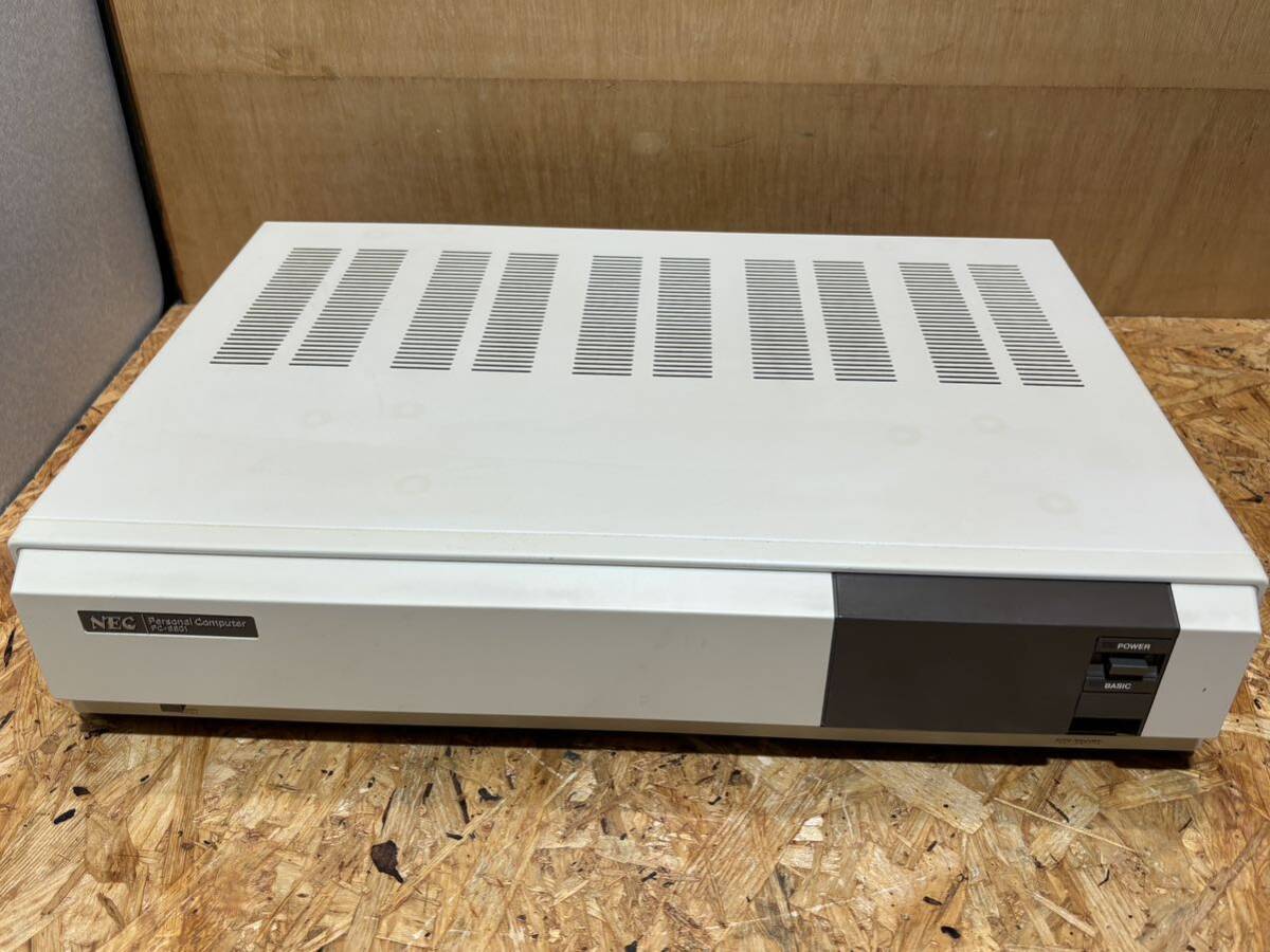 レトロ 旧型PC NEC PC-8801 パーソナルコンピューター パソコン 本体 キーボード 冊子付き 動作未確認の画像4