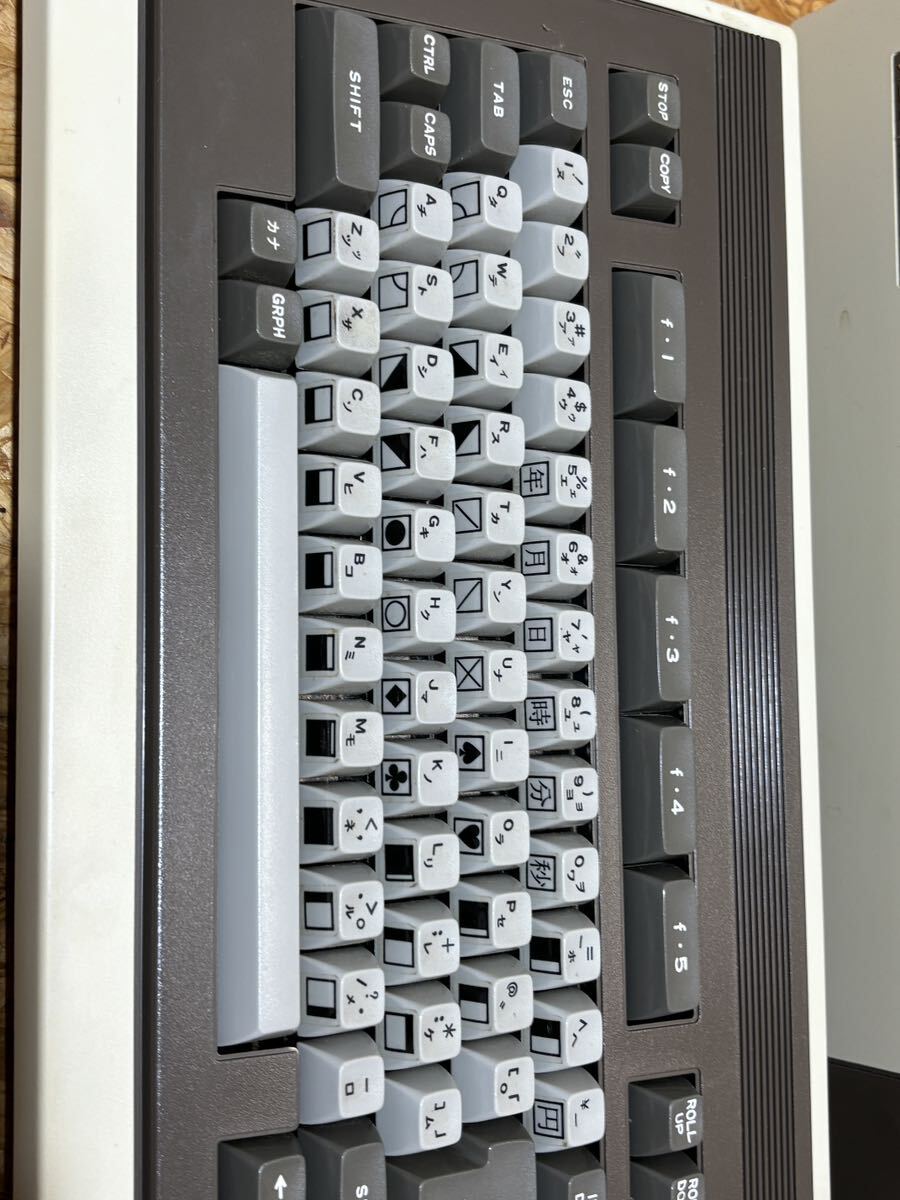 レトロ 旧型PC NEC PC-8801 パーソナルコンピューター パソコン 本体 キーボード 冊子付き 動作未確認の画像9