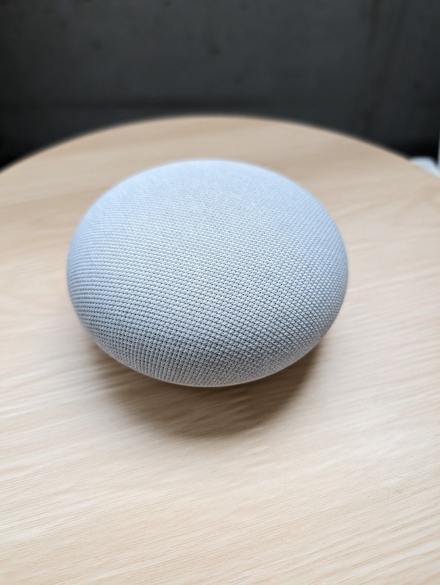 【中古】Google Nest Mini 第2世代 チョーク + 専用ホルダー