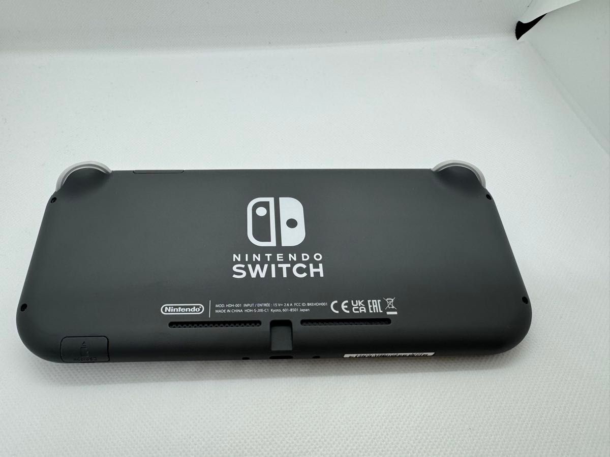 ［画面傷あり］中古　Switch ライト　2023年製