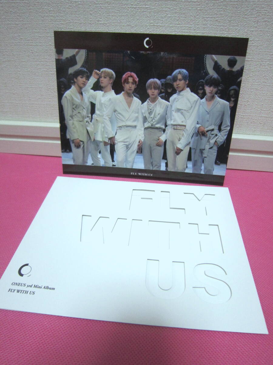K-POP♪ ONEUS ワンアス 3rd Mini Album「FLY WITH US」韓国盤CD+フォトブック+フォトカード他／廃盤！美品！_ポストカード1枚
