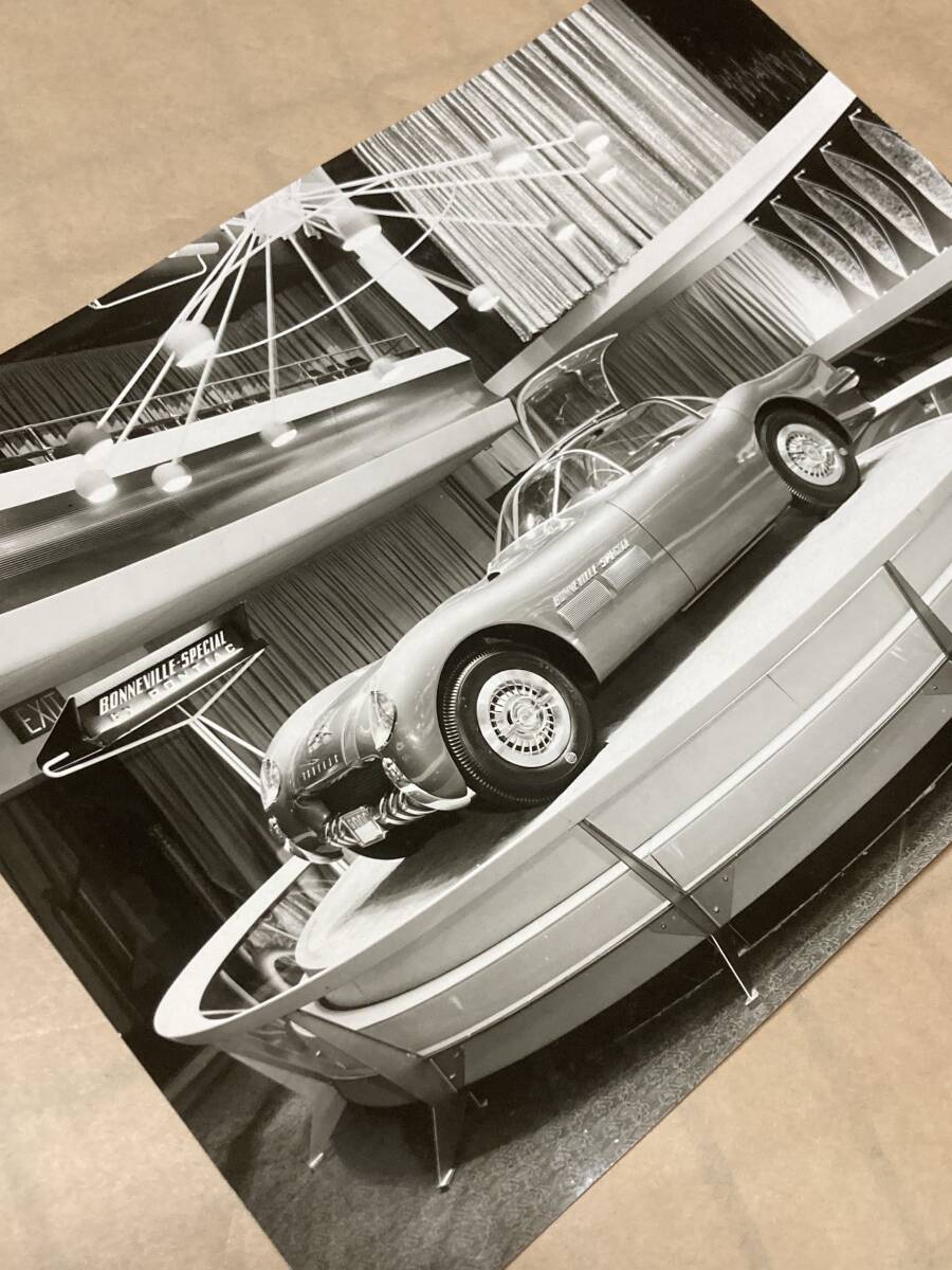 送料無料 1950年代GM社のショーカーの生写真3枚セット(ポンティアック、オールズモビル、シボレー)の画像3