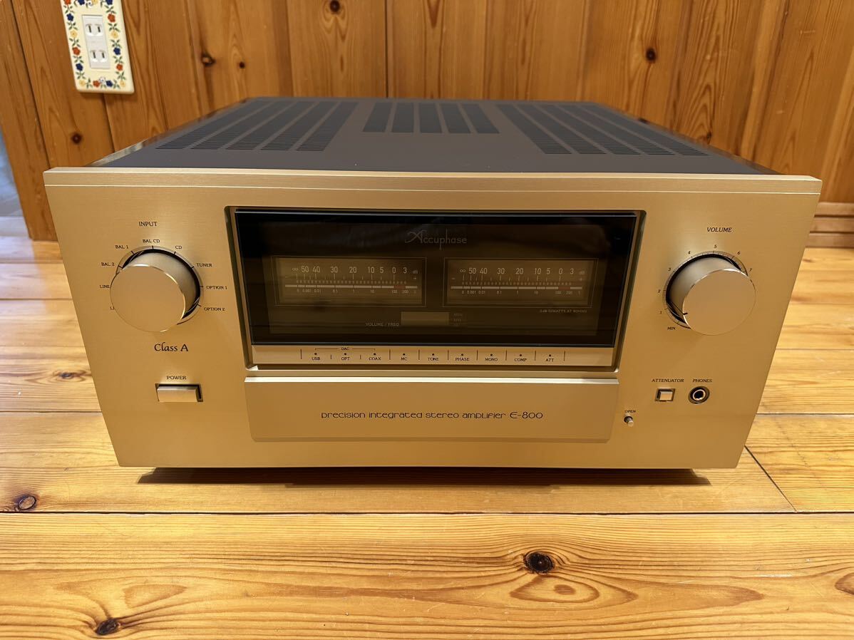 アキュフェーズ Accuphase E-800 プリメインアンプの画像1