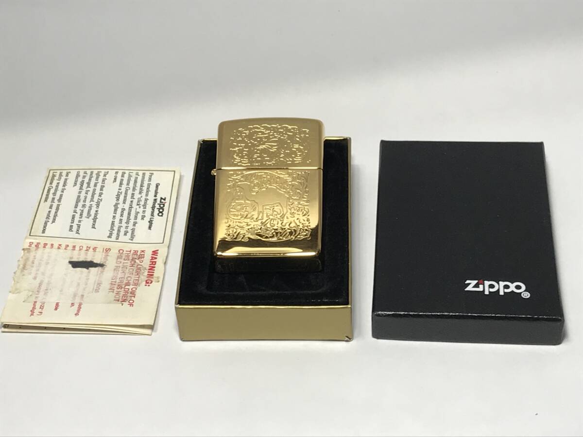 (054) ★ 未使用 ZIPPO ジッポ ★ 1995年製 ★ CAMEL ★ キャメル エッチング柄 ★ の画像3