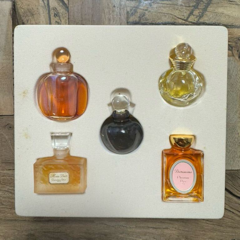 クリスチャンディオール ミニ香水 フレグランス お試し用 Christian Dior Parfums の画像3