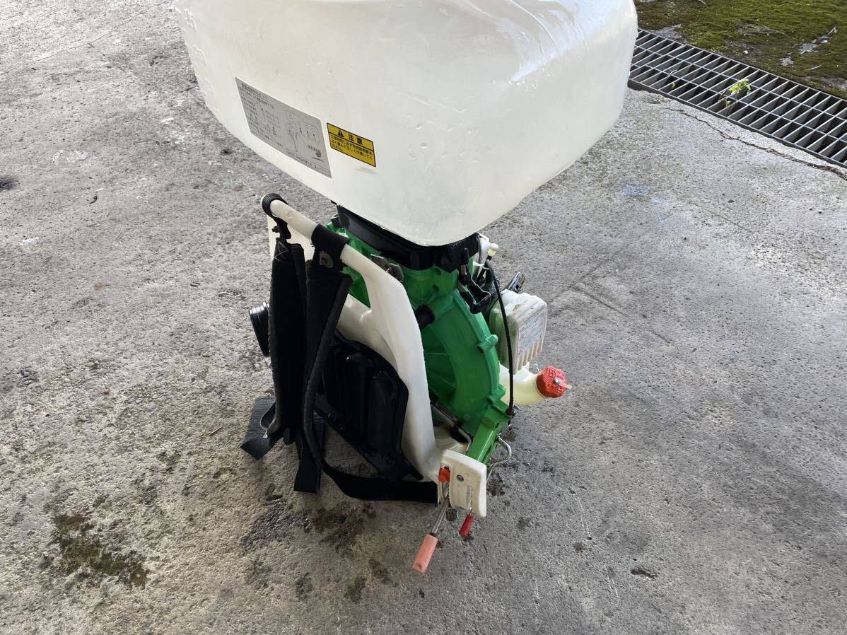  dispenser ( joint DMC800) large displacement. popular model! service being completed . feeling good use please! Zenoah grass mower dispenser Iseki 