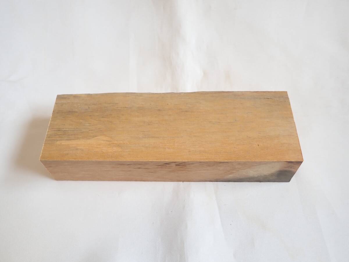 ☆　至宝　リグナムバイタ　Lignum Vitae　シラタ　Sapwood　☆　Ｎｏ．０５６２５_画像1