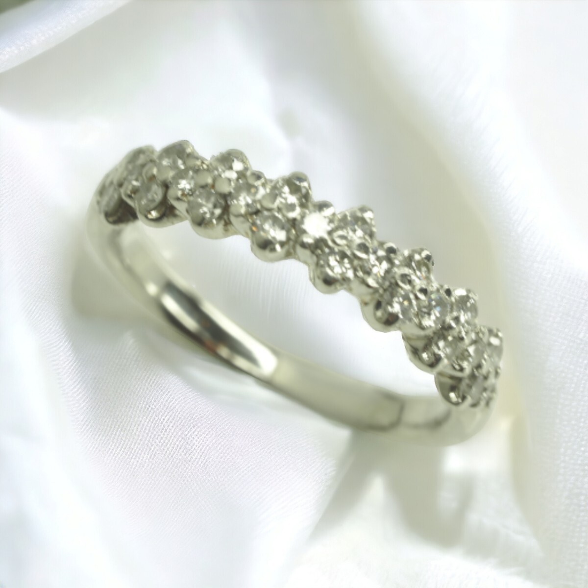 ●VENDOME ヴァンドーム　素敵な天然ダイヤモンドリング　指輪　Pt950 D0.35ct 7号　ご希望の方にヴァンドームの箱をお付け致します_画像1