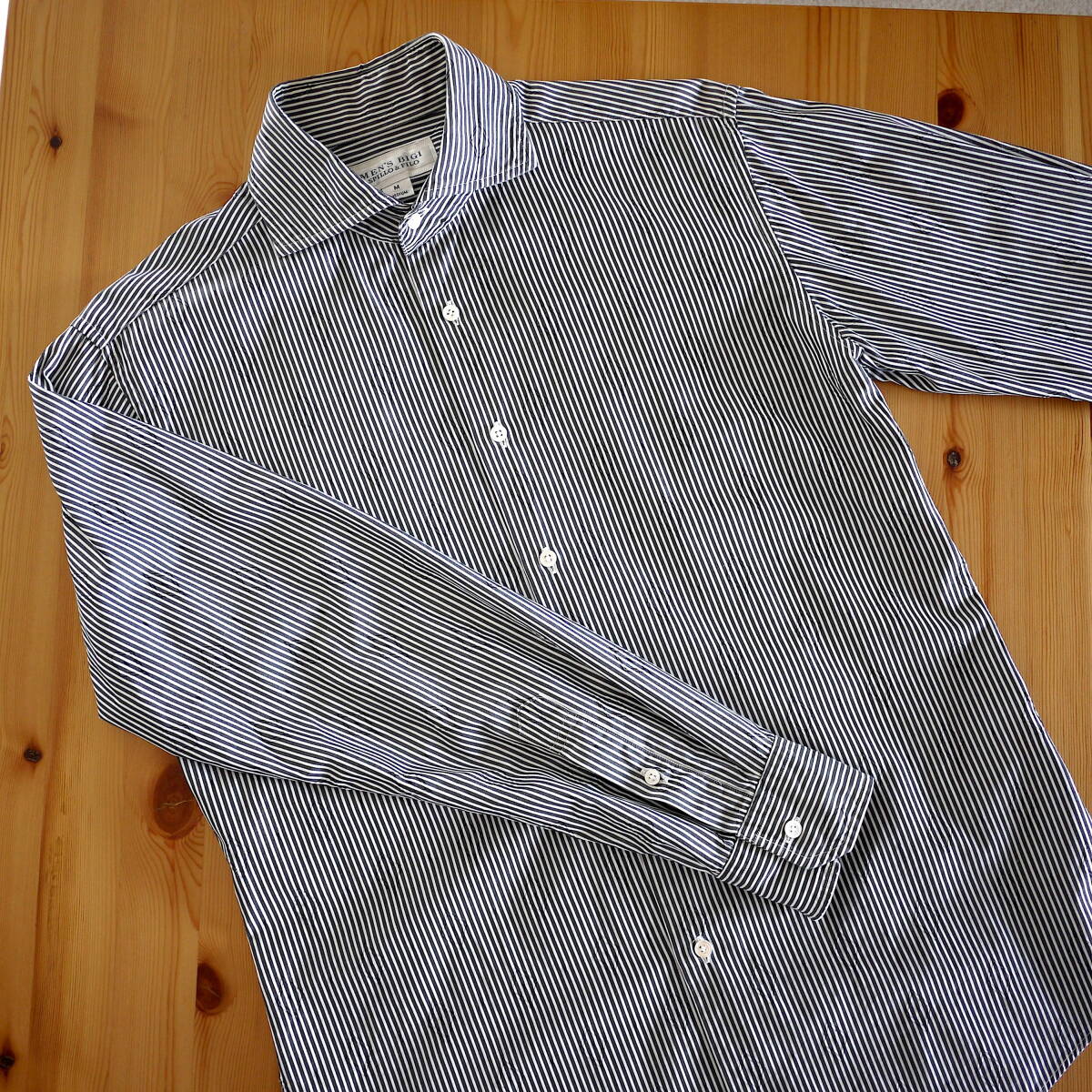 MEN'S BIGI メンズビギ ストライプシャツ 模様入り〈 Mサイズ 〉日本製 ホワイト／グレー 美品の画像1
