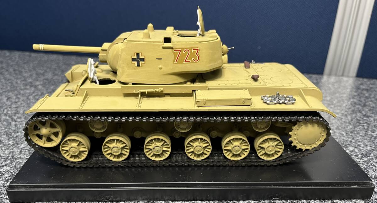 c56 戦車　KV-1 ソ連軍 ガルパン 1/35　プラモデル　模型　ジオラマ　モデラーズ_画像3