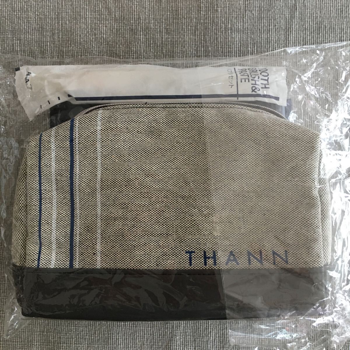 ANA THANN コラボ ファーストクラス アメニティー 化粧ポーチ 新品 未使用 未開封_画像1