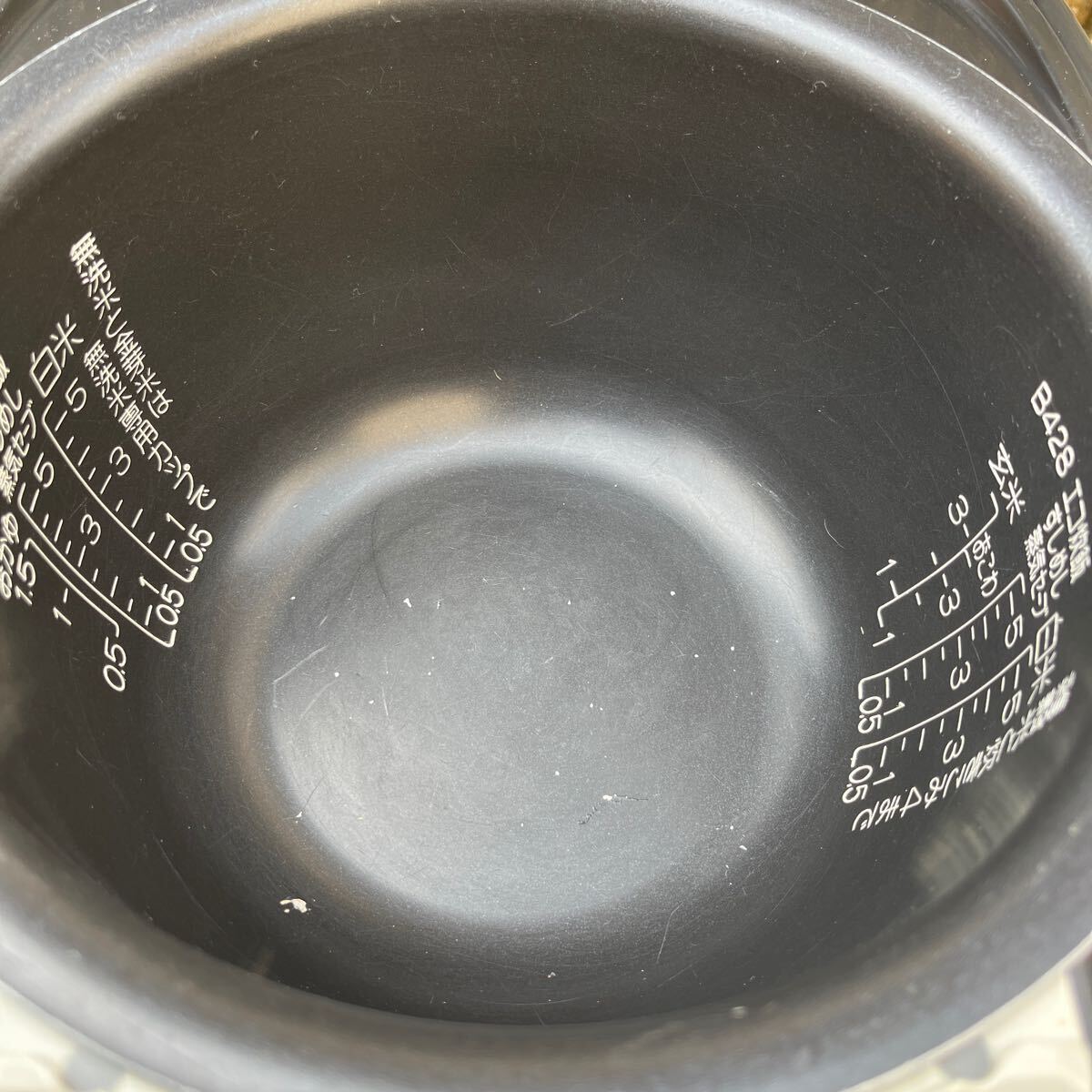 ZOJIRUSHI 圧力IH炊飯ジャー NP-BU10 象印 炊飯器 5.5合炊き 動作確認 15年製 数字の欠けありの画像5