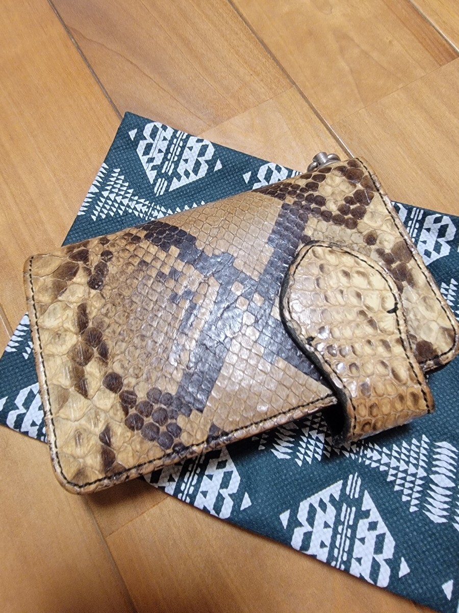 新品 未使用 財布 KC,s Kc's ケイシイズ ケーシーズ パイソン 革 ヘビ_画像2