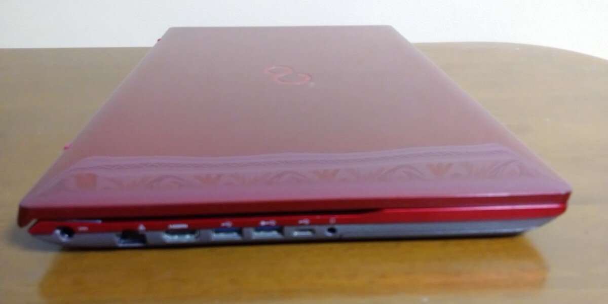 富士通 LIFEBOOK AH53/B3 Corei7 8550U 最大4.00GHz フルHD Blu-ray HDD 1TB メモリ8GB win10 FMVA53B3RZ _画像3