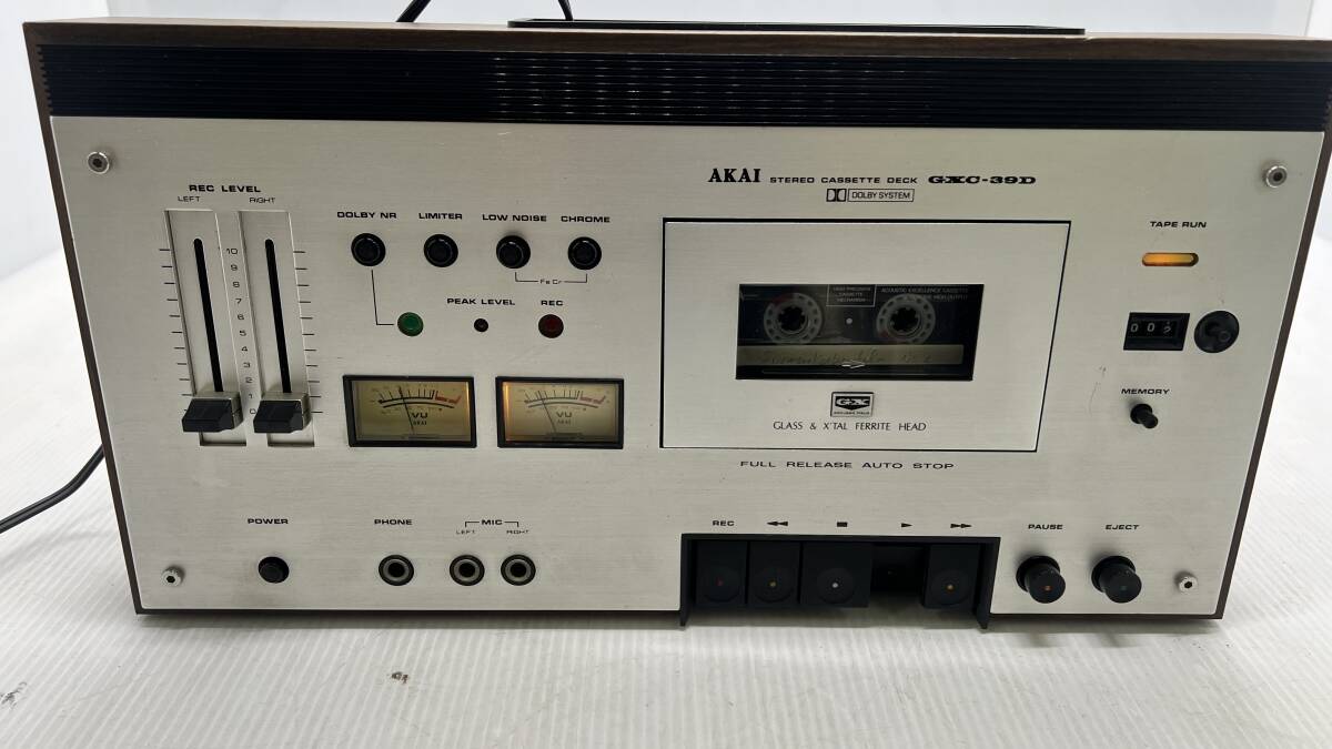 動作品 超希少 AKAI アカイ ステレオカセットデッキ GXC-39D 音響機器 オーディオ テープ再生OK _画像1